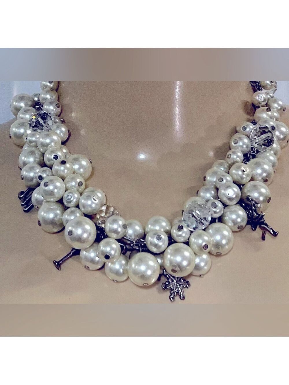 20.5” Costume Pearl, Clear Bead, & Multiple Charm Necklace